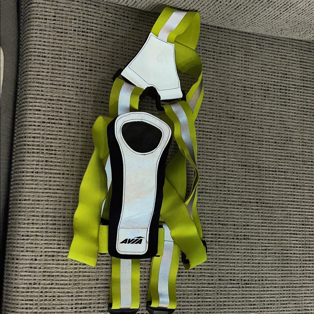 Avia High-Visibility Safety Harness